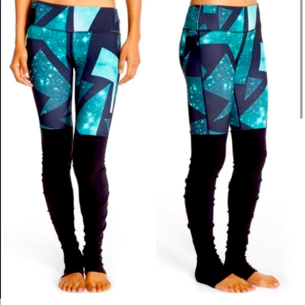 Alo Yoga Green Galaxy Geometric Print Goddess Leggings, Large